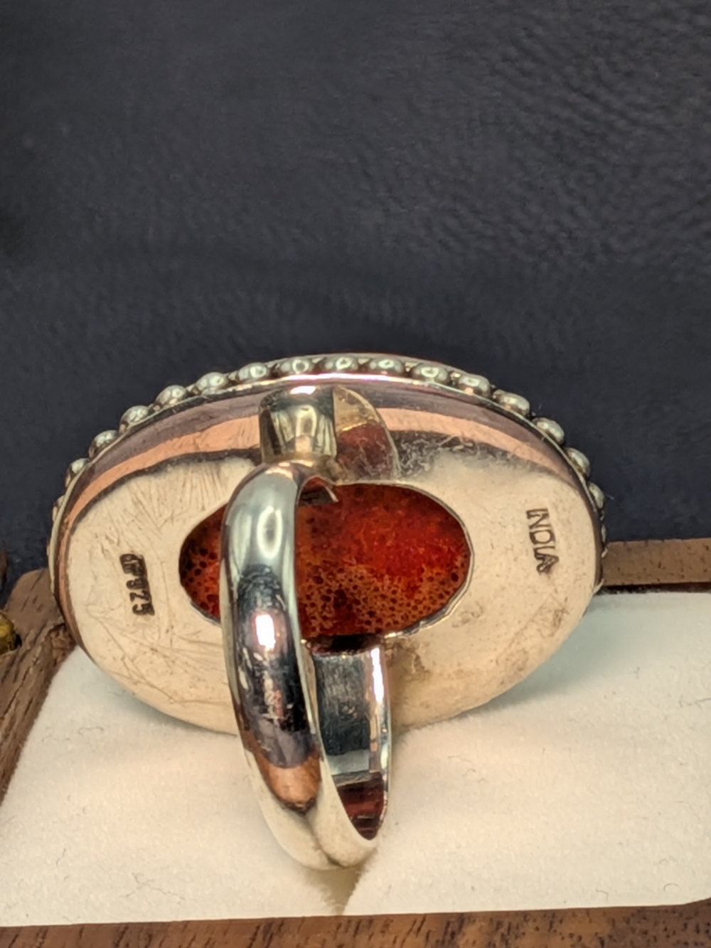 Heavy 13.2g 925 Sterling Silver Red Coral Ring Sz 8.25 - Picture 4 of 10